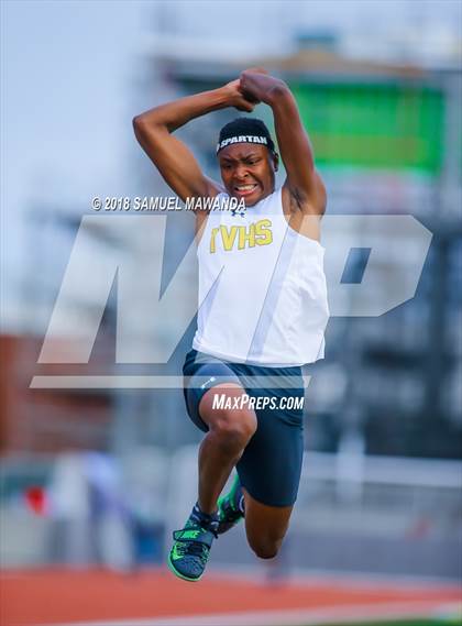 Thumbnail 1 in CIF SS Ford Track and Field Finals photogallery.