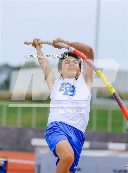 Thumbnail 2 in CIF SS Ford Track and Field Finals photogallery.