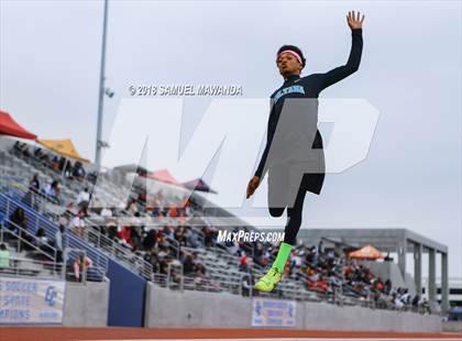 Thumbnail 3 in CIF SS Ford Track and Field Finals photogallery.