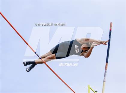 Thumbnail 2 in CIF SS Ford Track and Field Finals photogallery.