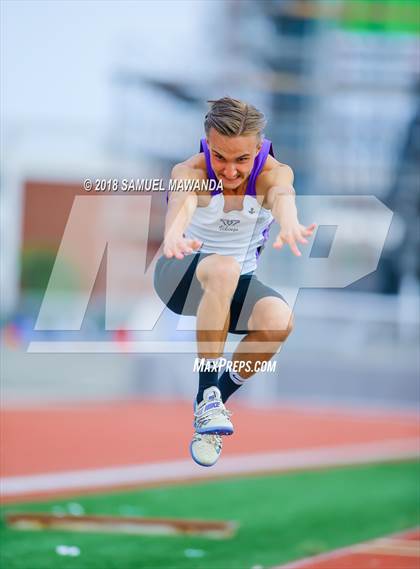 Thumbnail 2 in CIF SS Ford Track and Field Finals photogallery.