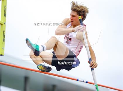 Thumbnail 2 in CIF SS Ford Track and Field Finals photogallery.