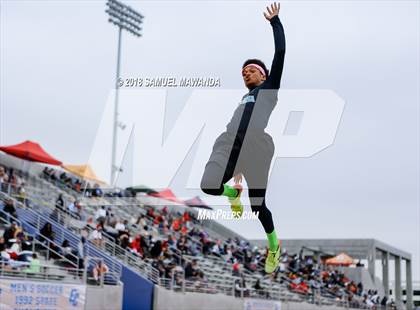 Thumbnail 1 in CIF SS Ford Track and Field Finals photogallery.