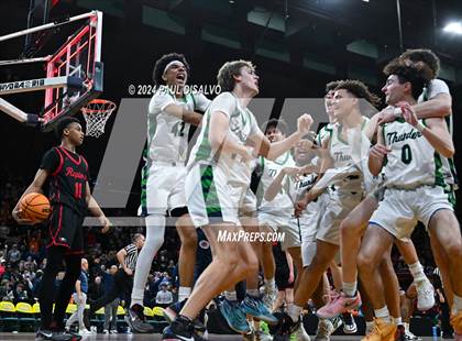 Thumbnail 1 in ThunderRidge vs. Eaglecrest (6A Final Four) photogallery.