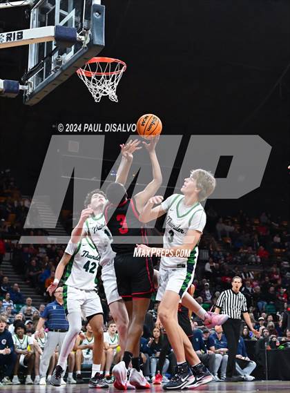 Thumbnail 1 in ThunderRidge vs. Eaglecrest (6A Final Four) photogallery.