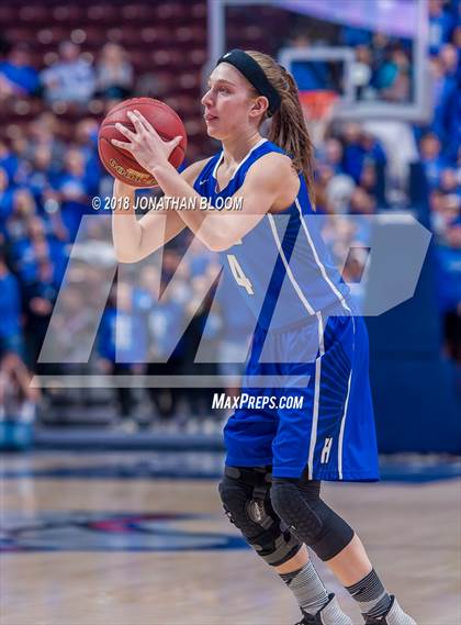 Thumbnail 3 in Hall vs. Mercy (CIAC Class LL Final) photogallery.