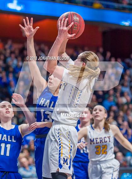 Thumbnail 3 in Hall vs. Mercy (CIAC Class LL Final) photogallery.