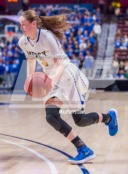 Thumbnail 1 in Hall vs. Mercy (CIAC Class LL Final) photogallery.