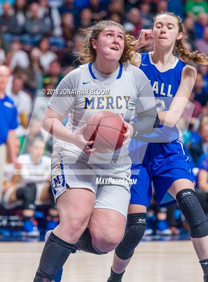 Thumbnail 3 in Hall vs. Mercy (CIAC Class LL Final) photogallery.