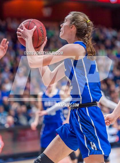 Thumbnail 3 in Hall vs. Mercy (CIAC Class LL Final) photogallery.