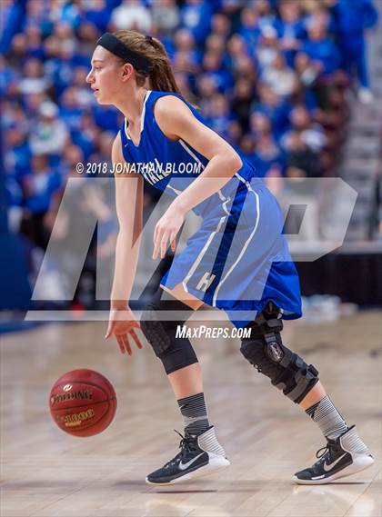 Thumbnail 2 in Hall vs. Mercy (CIAC Class LL Final) photogallery.