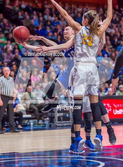 Thumbnail 1 in Hall vs. Mercy (CIAC Class LL Final) photogallery.