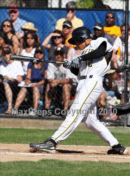 Thumbnail 2 in Alameda vs. Campolindo (CIF NCS D2 Final) photogallery.