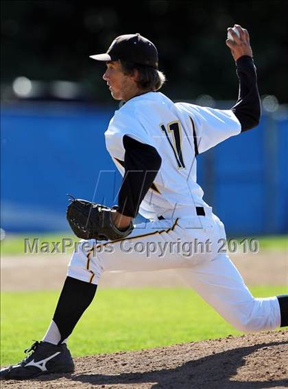 Thumbnail 3 in Alameda vs. Campolindo (CIF NCS D2 Final) photogallery.