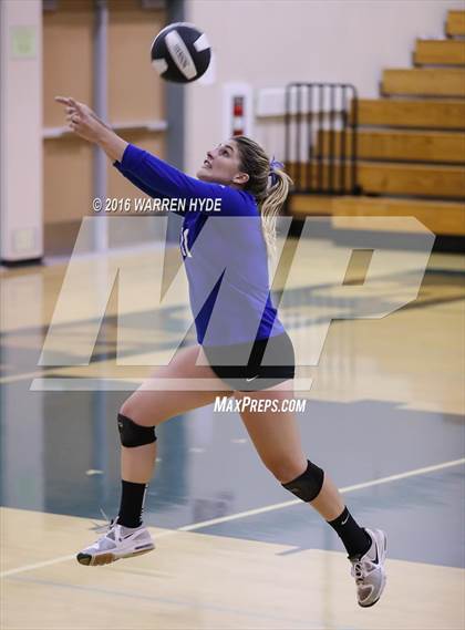 Thumbnail 3 in Davis @ Monterey Trail photogallery.