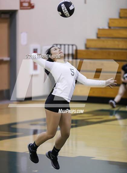 Thumbnail 1 in Davis @ Monterey Trail photogallery.