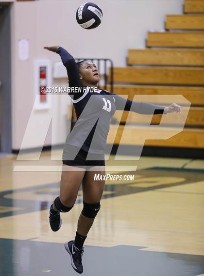 Thumbnail 3 in Davis @ Monterey Trail photogallery.