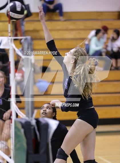 Thumbnail 2 in Davis @ Monterey Trail photogallery.