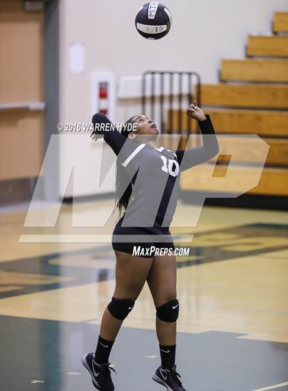 Thumbnail 2 in Davis @ Monterey Trail photogallery.