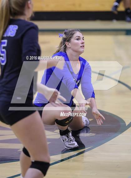 Thumbnail 1 in Davis @ Monterey Trail photogallery.