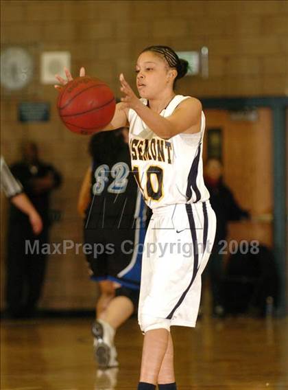 Thumbnail 3 in Amador @ Rosemont photogallery.