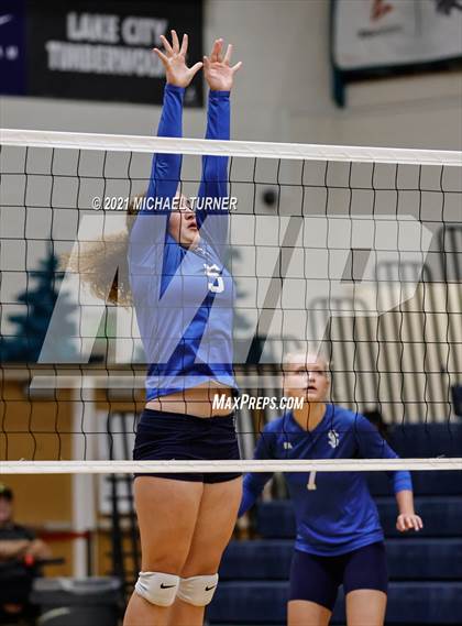 Thumbnail 1 in Kimberly vs Sugar Salem (3A State Tournament) photogallery.