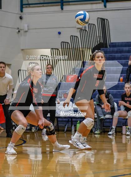 Thumbnail 3 in Kimberly vs Sugar Salem (3A State Tournament) photogallery.