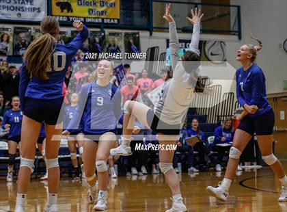 Thumbnail 1 in Kimberly vs Sugar Salem (3A State Tournament) photogallery.