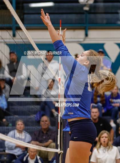 Thumbnail 1 in Kimberly vs Sugar Salem (3A State Tournament) photogallery.