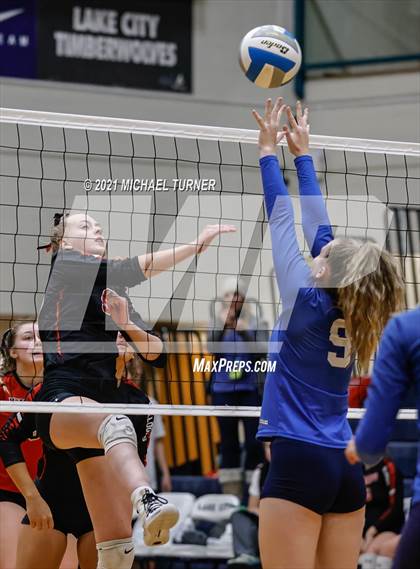 Thumbnail 1 in Kimberly vs Sugar Salem (3A State Tournament) photogallery.