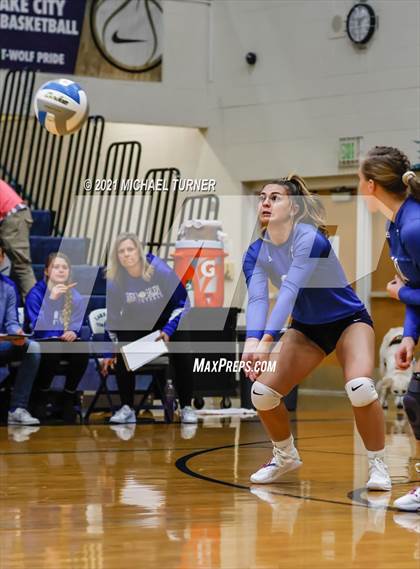 Thumbnail 3 in Kimberly vs Sugar Salem (3A State Tournament) photogallery.