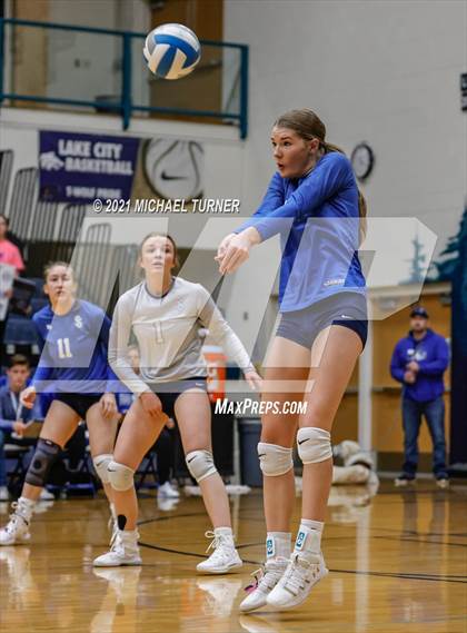 Thumbnail 2 in Kimberly vs Sugar Salem (3A State Tournament) photogallery.