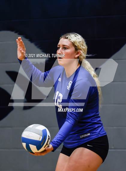 Thumbnail 2 in Kimberly vs Sugar Salem (3A State Tournament) photogallery.