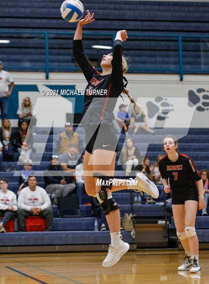 Thumbnail 2 in Kimberly vs Sugar Salem (3A State Tournament) photogallery.