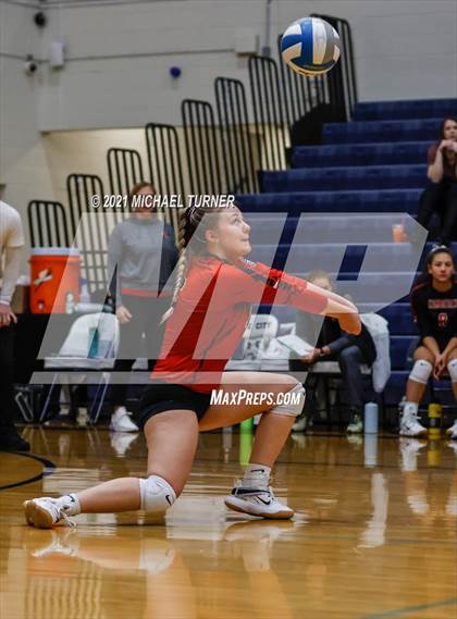 Thumbnail 2 in Kimberly vs Sugar Salem (3A State Tournament) photogallery.