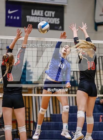 Thumbnail 3 in Kimberly vs Sugar Salem (3A State Tournament) photogallery.