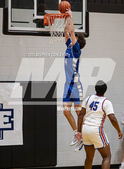 Thumbnail 2 in Olentangy Liberty vs. St. Francis de Sales photogallery.