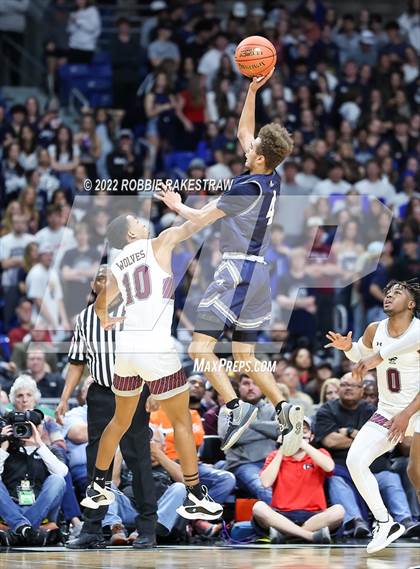 Thumbnail 1 in Mansfield Timberview vs. Boerne-Champion (UIL 5A State Semifinal) photogallery.