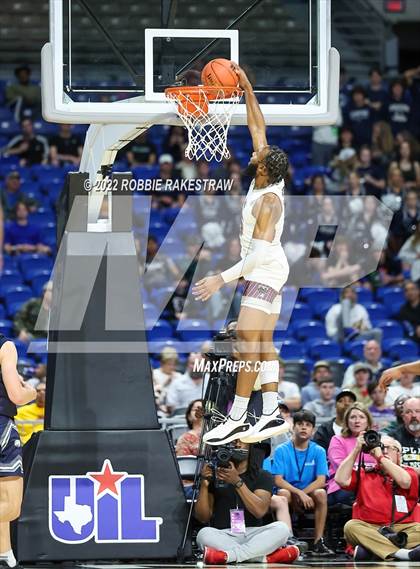Thumbnail 2 in Mansfield Timberview vs. Boerne-Champion (UIL 5A State Semifinal) photogallery.