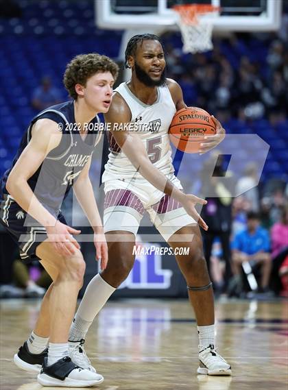Thumbnail 2 in Mansfield Timberview vs. Boerne-Champion (UIL 5A State Semifinal) photogallery.