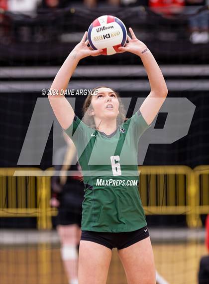 Thumbnail 1 in Green Canyon vs. Sky View (UHSAA 4A Second Round) photogallery.