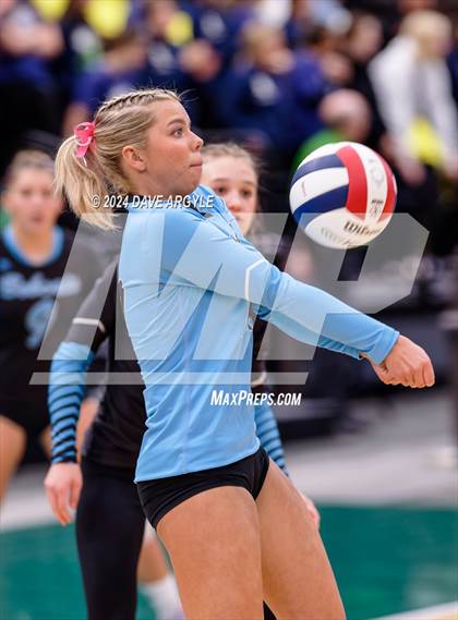 Thumbnail 2 in Green Canyon vs. Sky View (UHSAA 4A Second Round) photogallery.