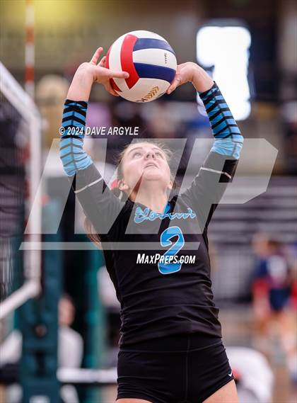 Thumbnail 2 in Green Canyon vs. Sky View (UHSAA 4A Second Round) photogallery.