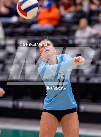 Thumbnail 1 in Green Canyon vs. Sky View (UHSAA 4A Second Round) photogallery.