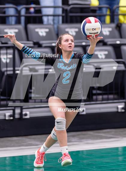 Thumbnail 1 in Green Canyon vs. Sky View (UHSAA 4A Second Round) photogallery.