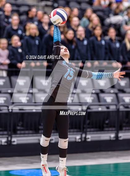 Thumbnail 3 in Green Canyon vs. Sky View (UHSAA 4A Second Round) photogallery.