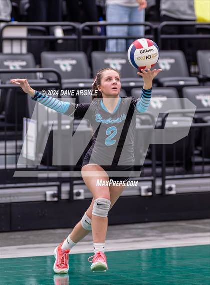 Thumbnail 3 in Green Canyon vs. Sky View (UHSAA 4A Second Round) photogallery.