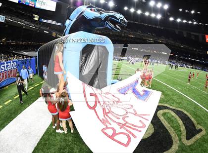 Thumbnail 1 in Hahnville vs. Zachary (LHSAA 5A Final) photogallery.