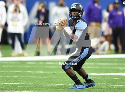 Thumbnail 2 in Hahnville vs. Zachary (LHSAA 5A Final) photogallery.