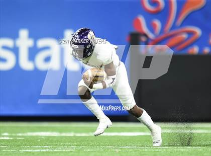 Thumbnail 2 in Hahnville vs. Zachary (LHSAA 5A Final) photogallery.